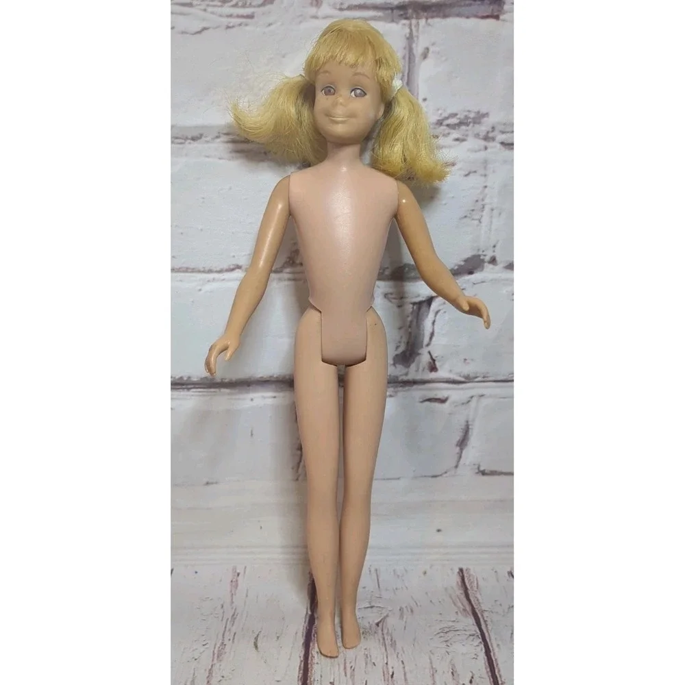 Vintage‎ Skooter Doll/ Platter Party Outfit